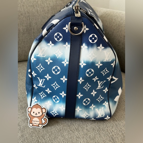 💙🤍authentic Louis Vuitton Keepall Bandouliere 50 LV Escale Blue 💙🤍 - Picture 4 of 9